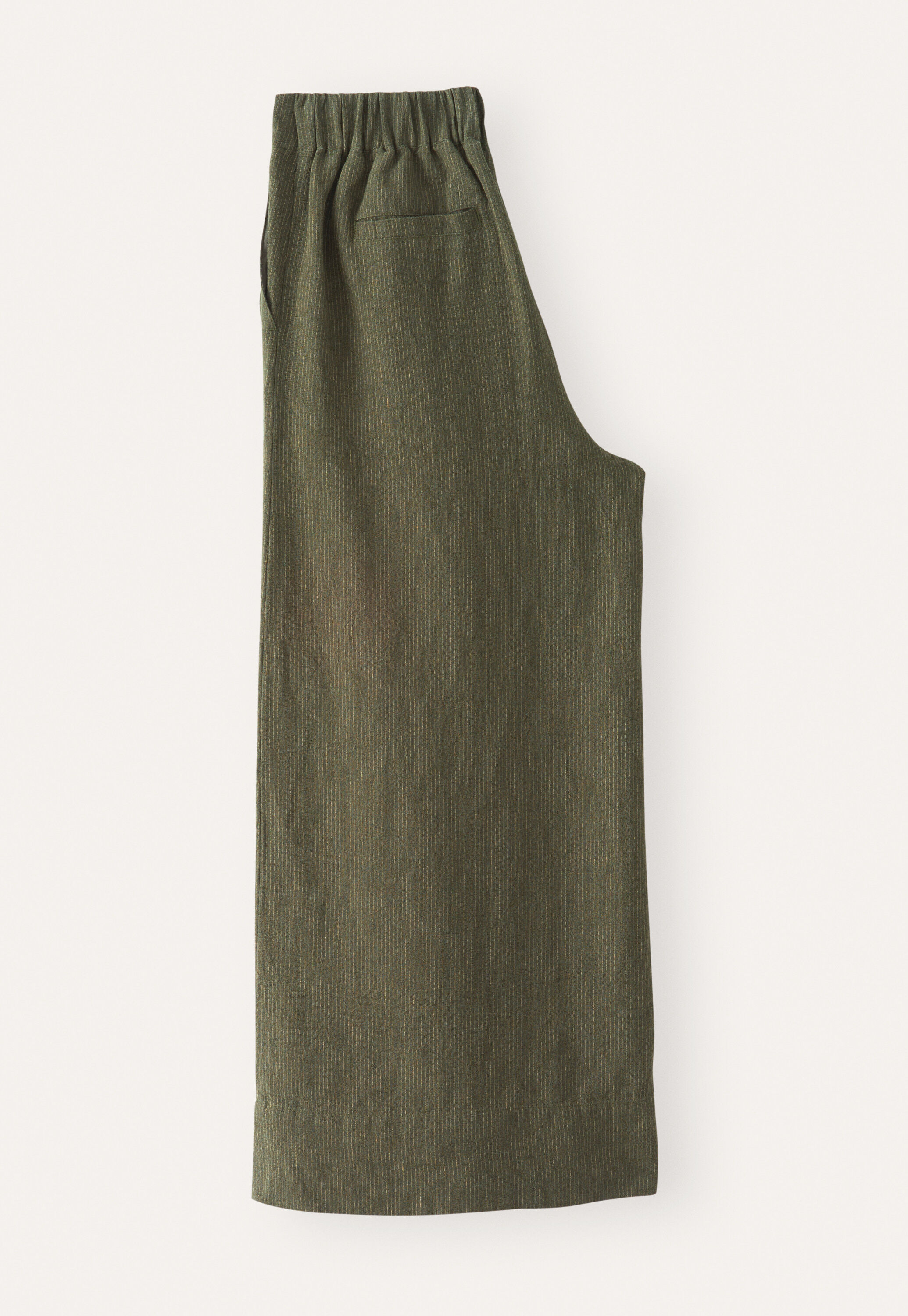 K&uuml;rzere, weite Hose