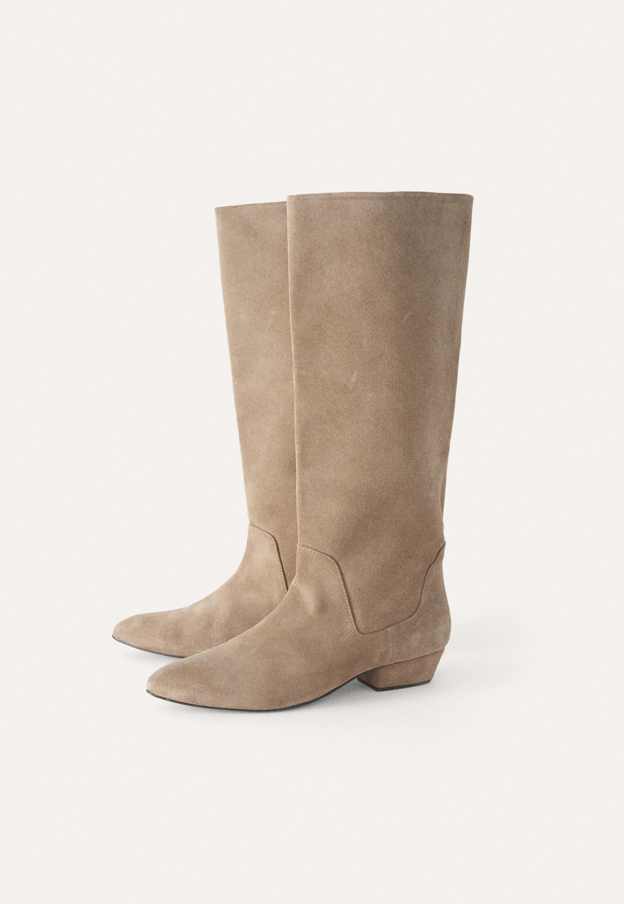 Lange Stiefel
