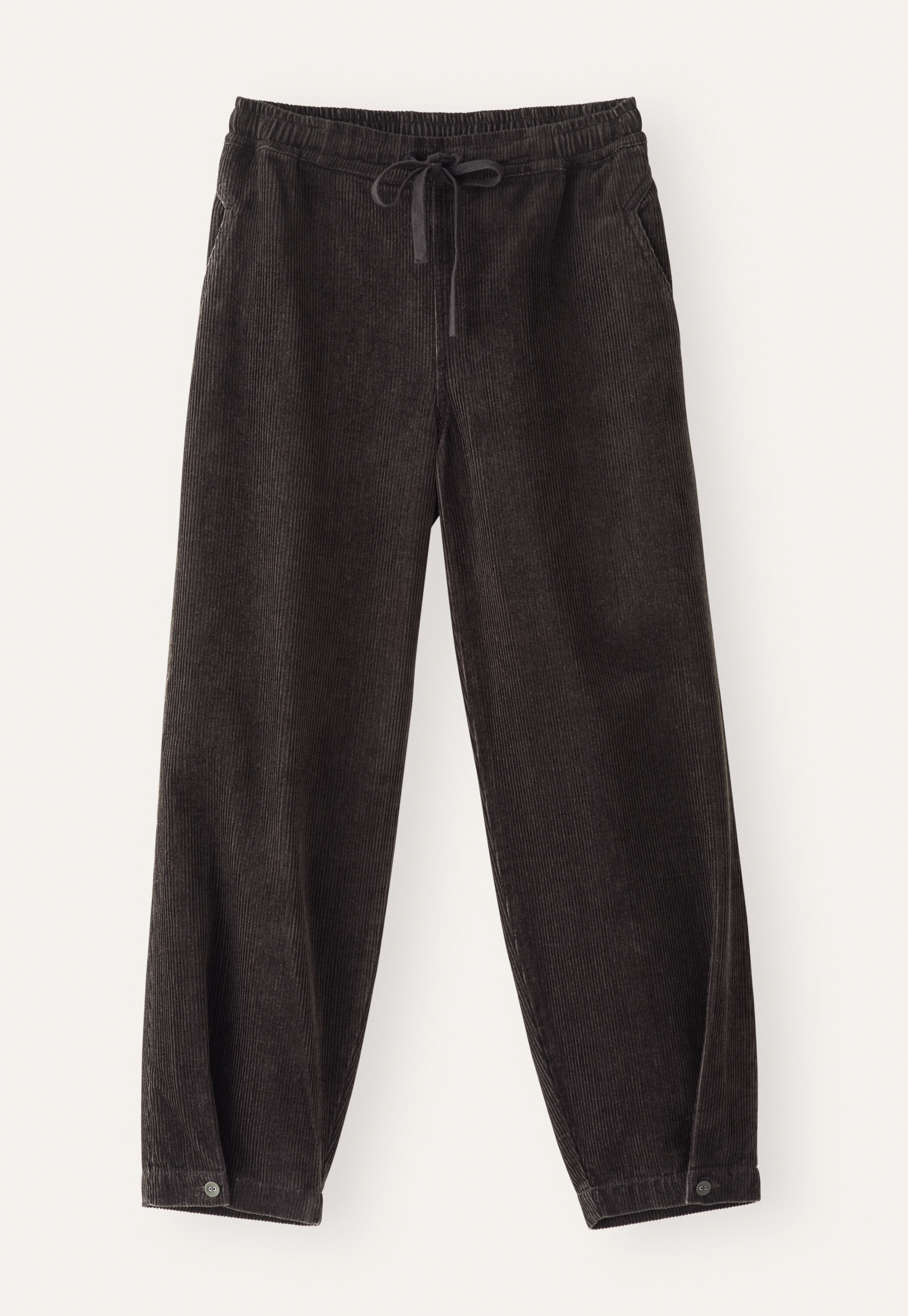 Schmal zulaufende Hose