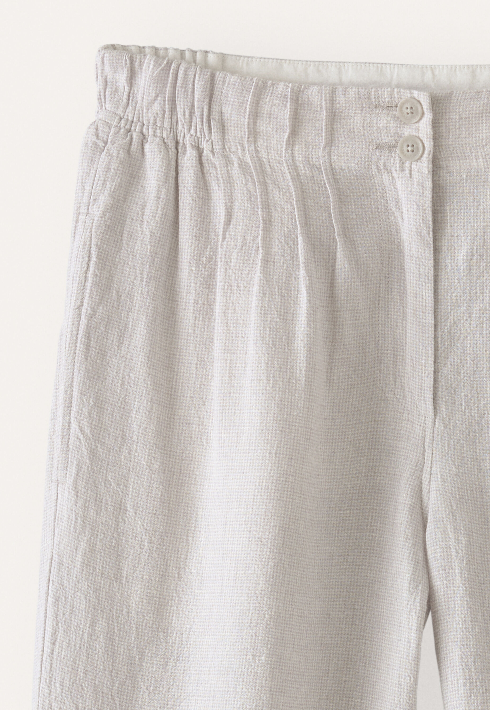 Schmal zulaufende Hose