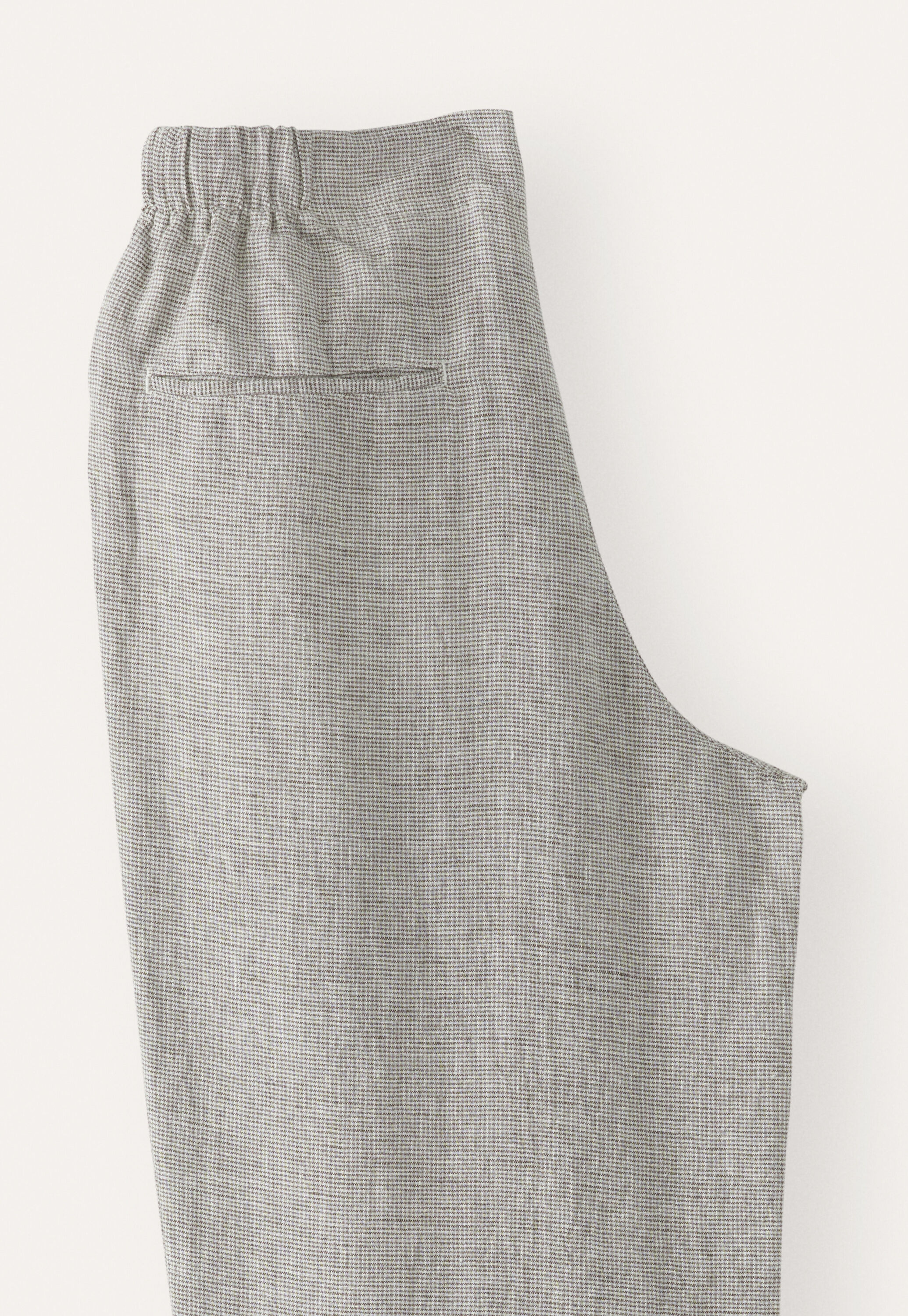 Schmal zulaufende Hose