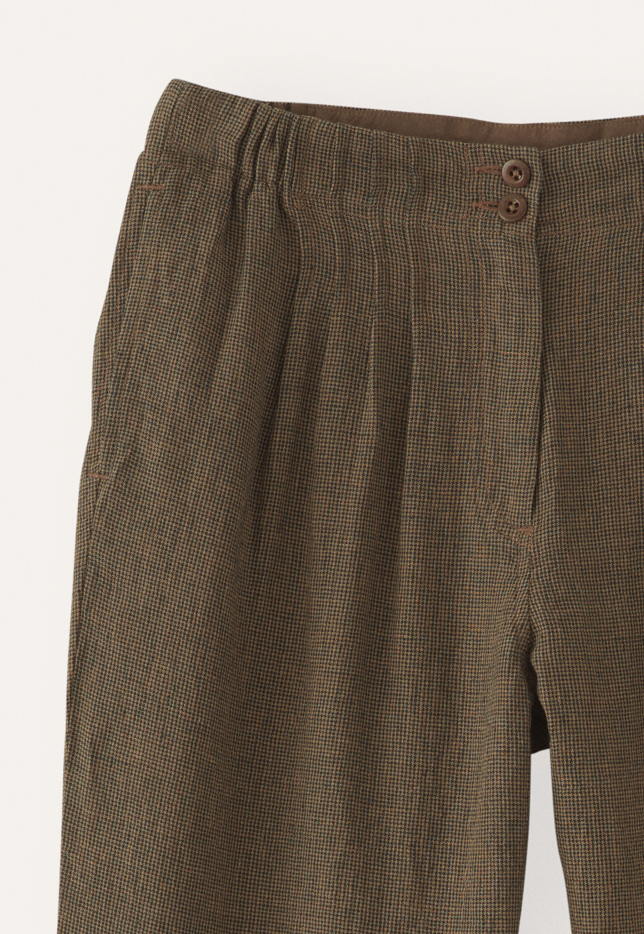 Schmal zulaufende Hose
