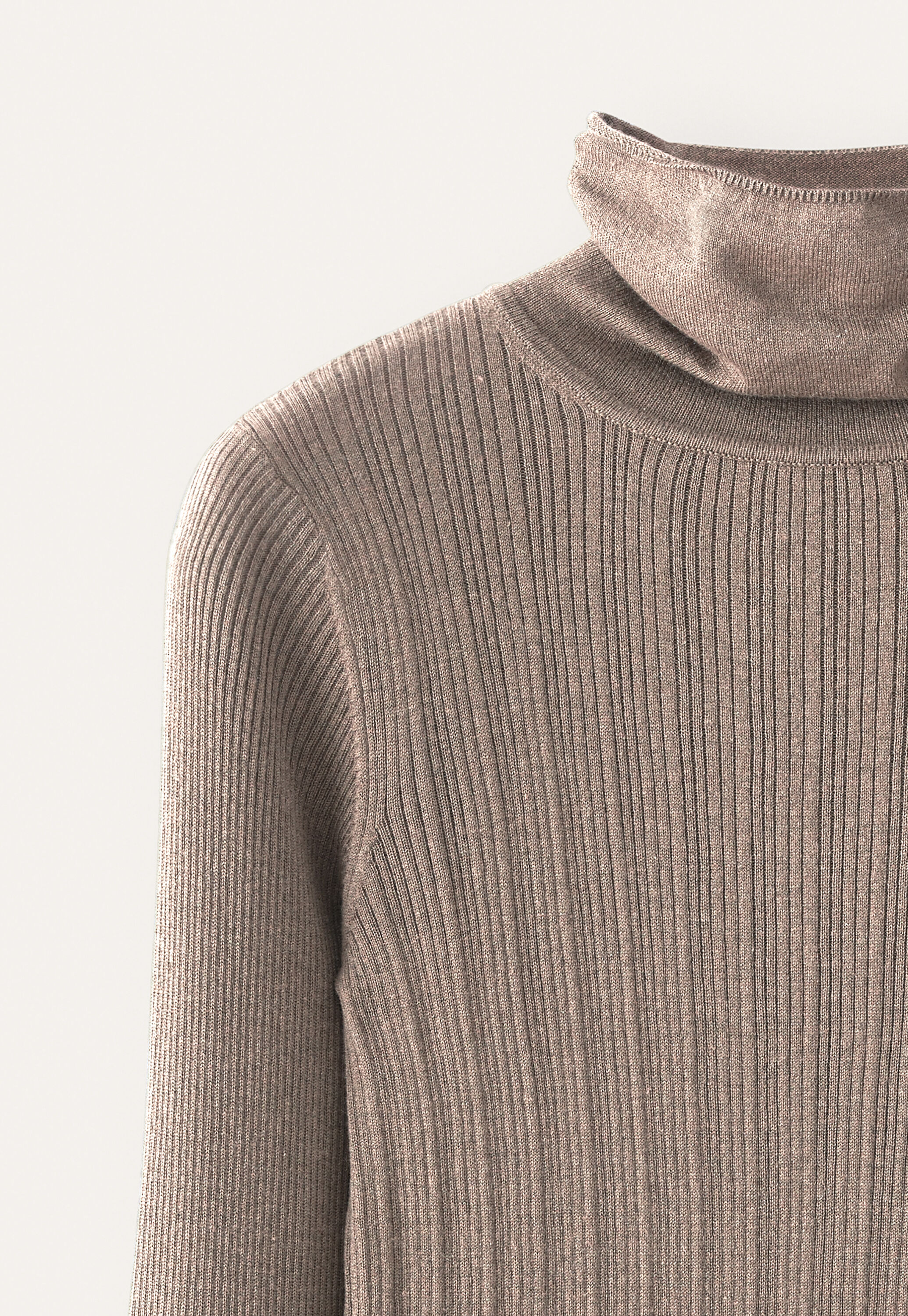 Gerippter Pullover