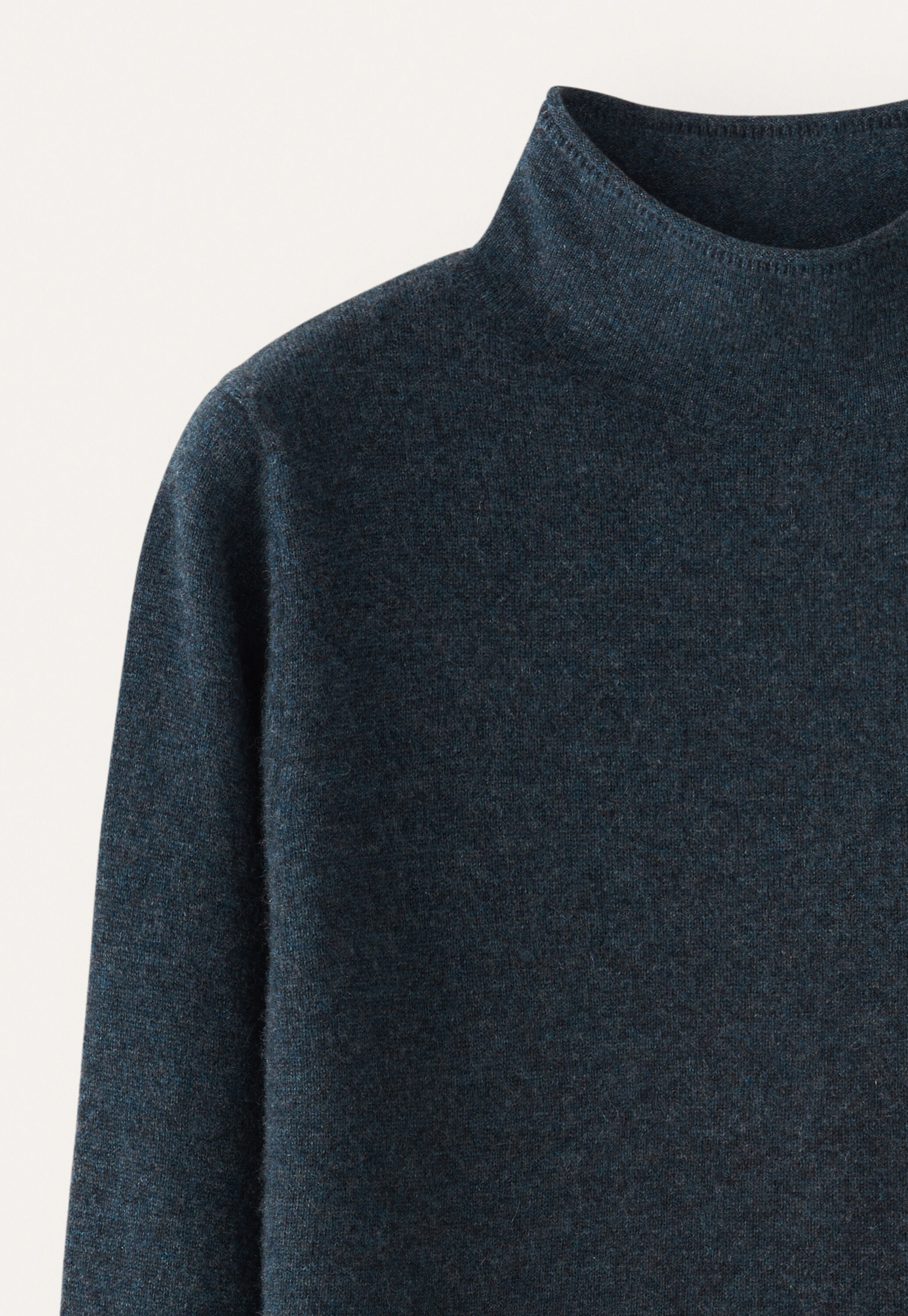 Pullover mit hohem Kragen