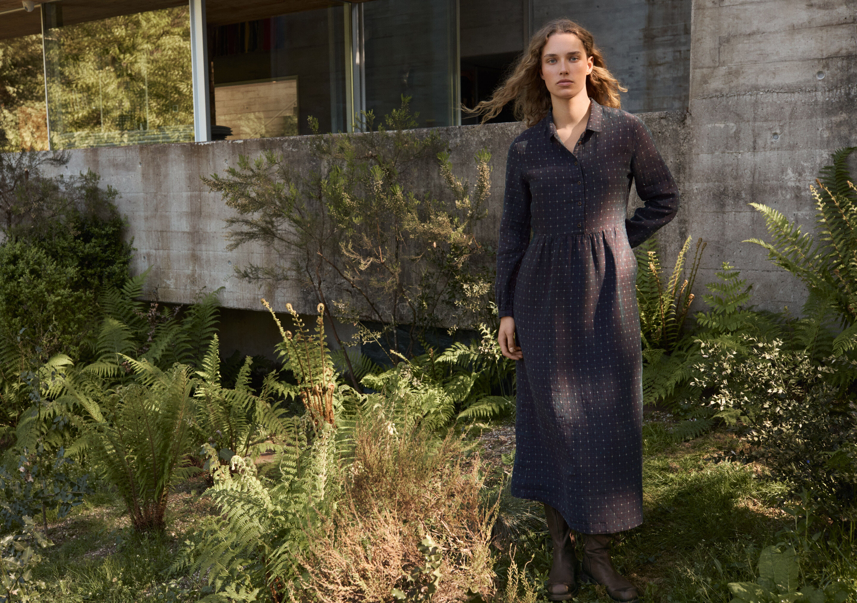 Kleid mit Kreuzmuster