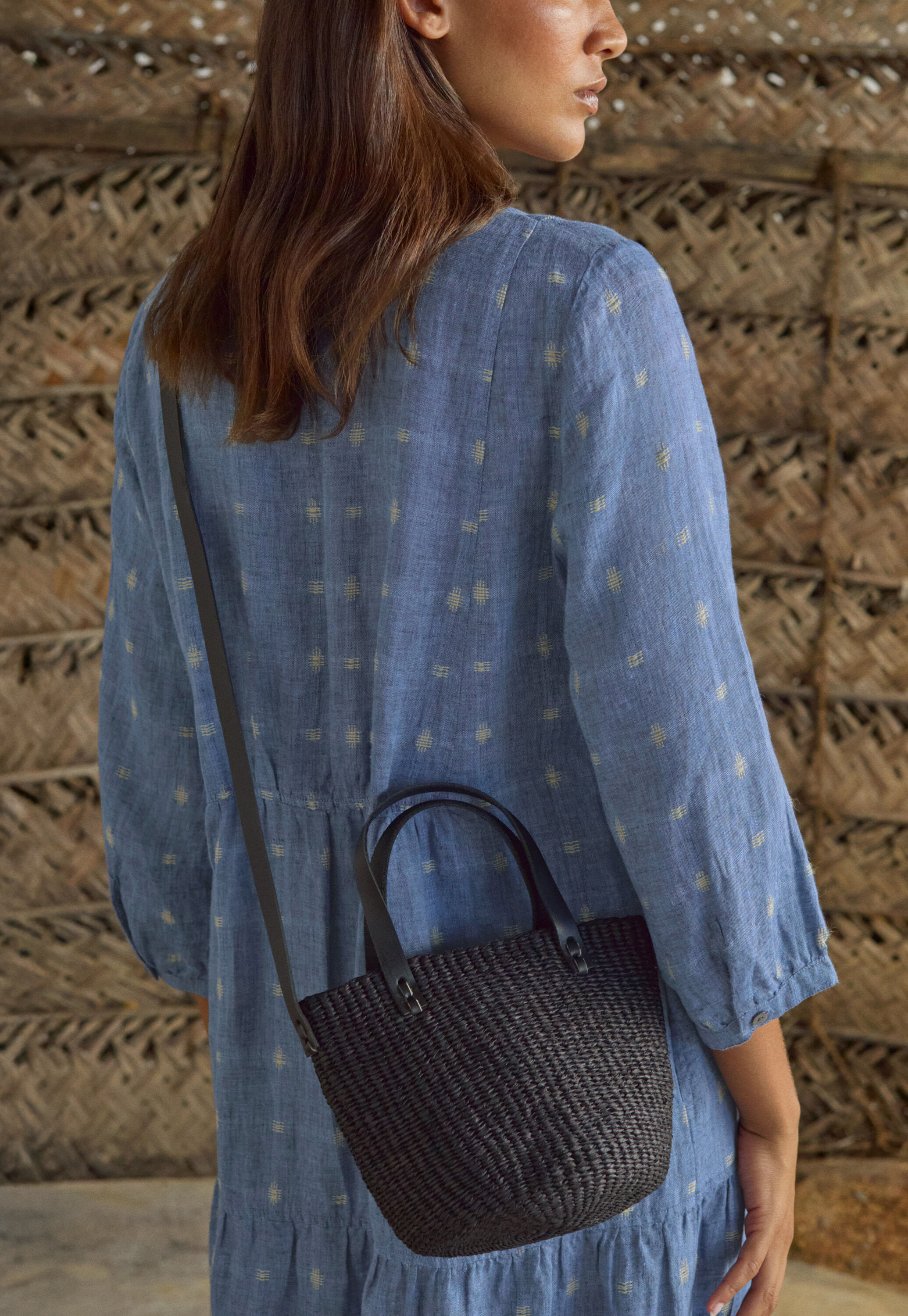 Geflochtene Crossbody-Tasche