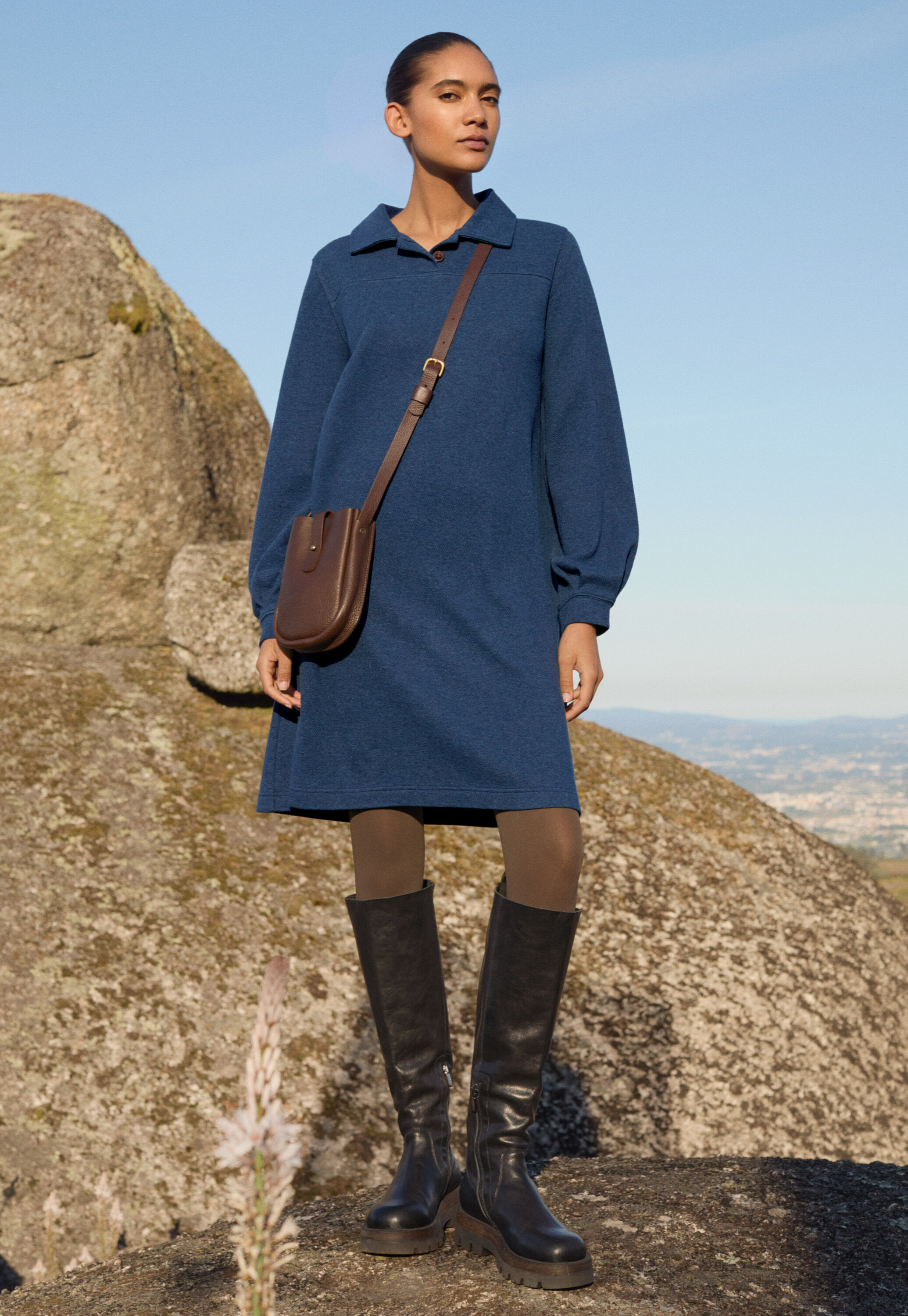 Kleid mit Knopfverschluss