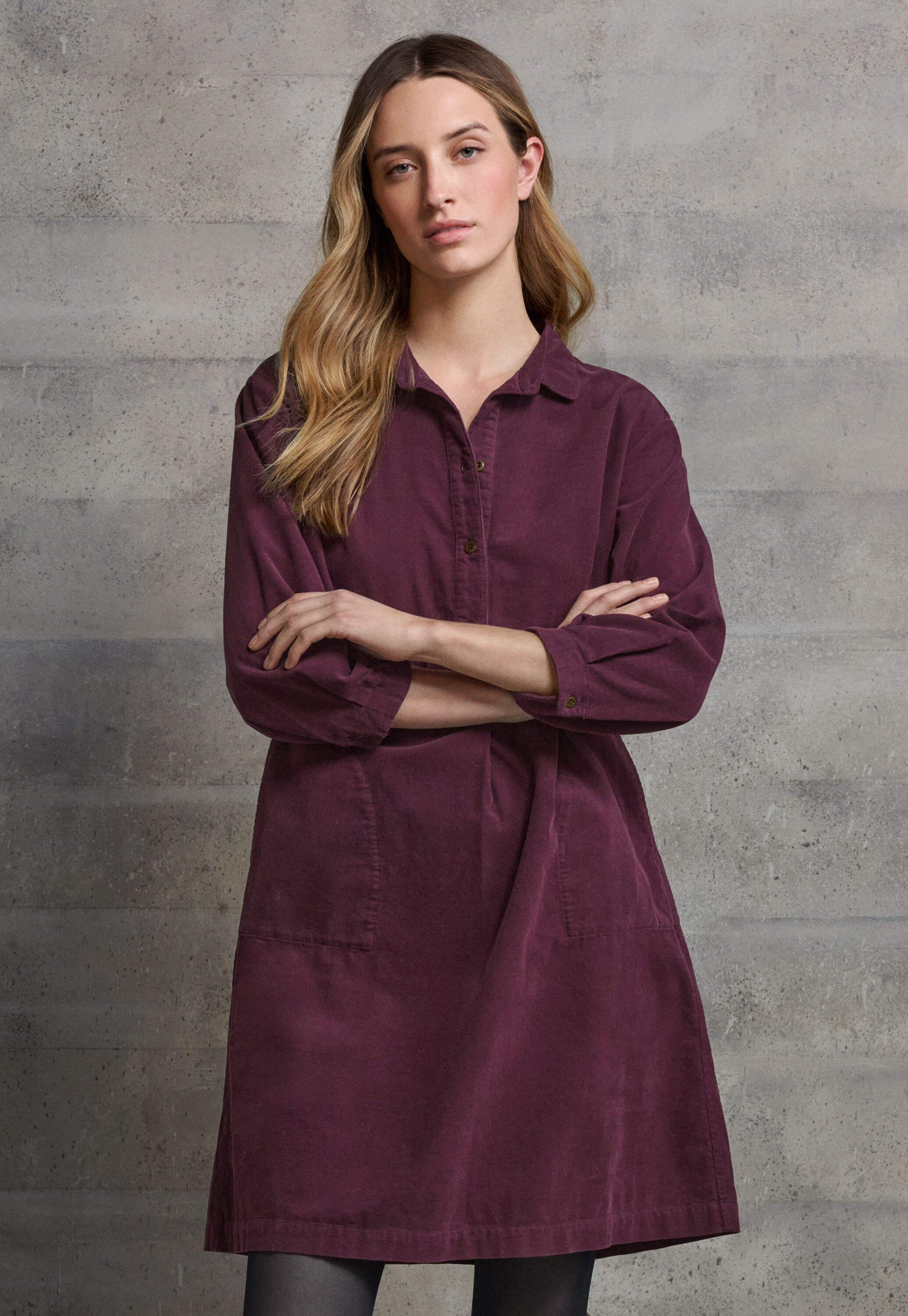 Feincord-Kleid