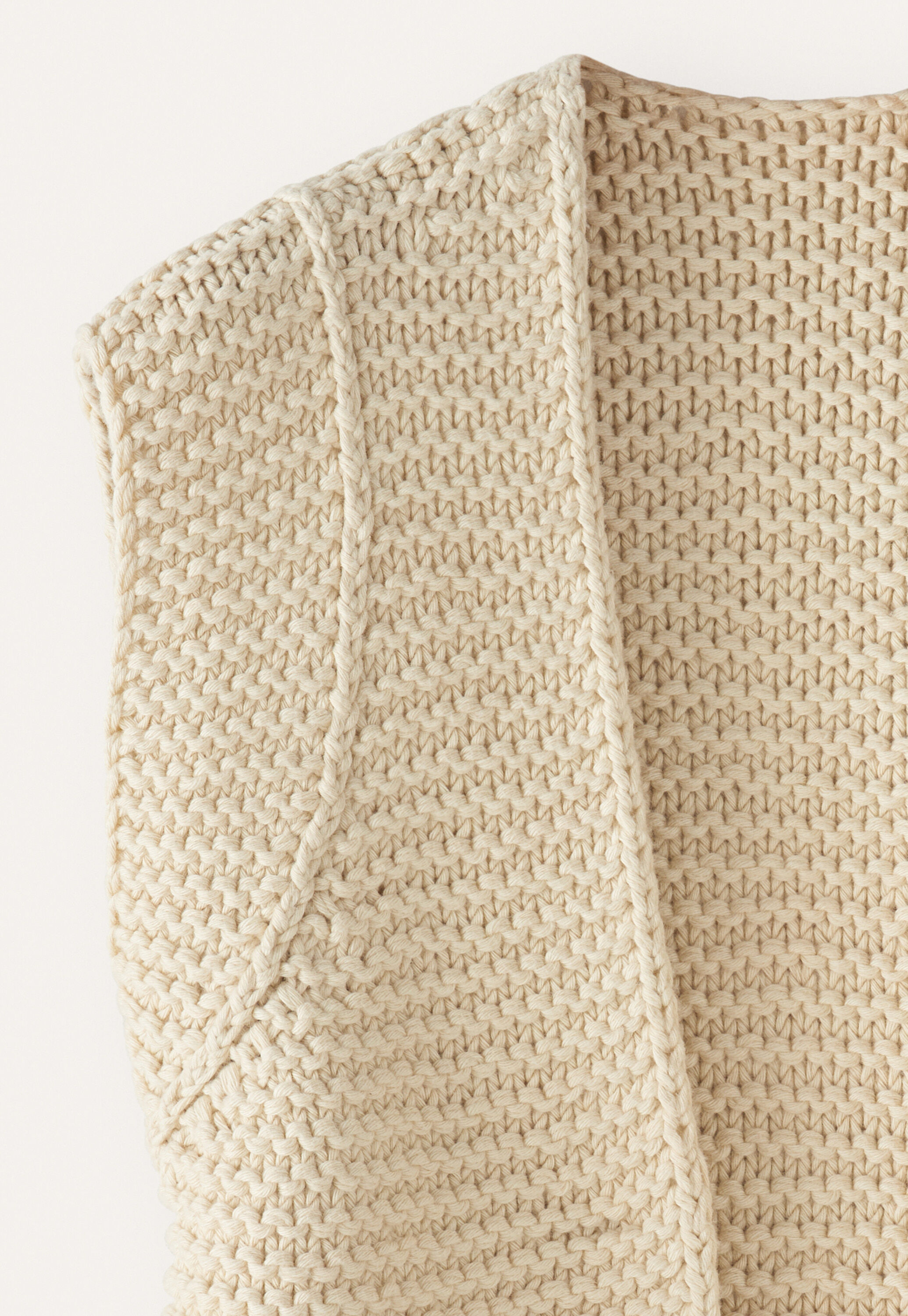 Handgestrickte Weste