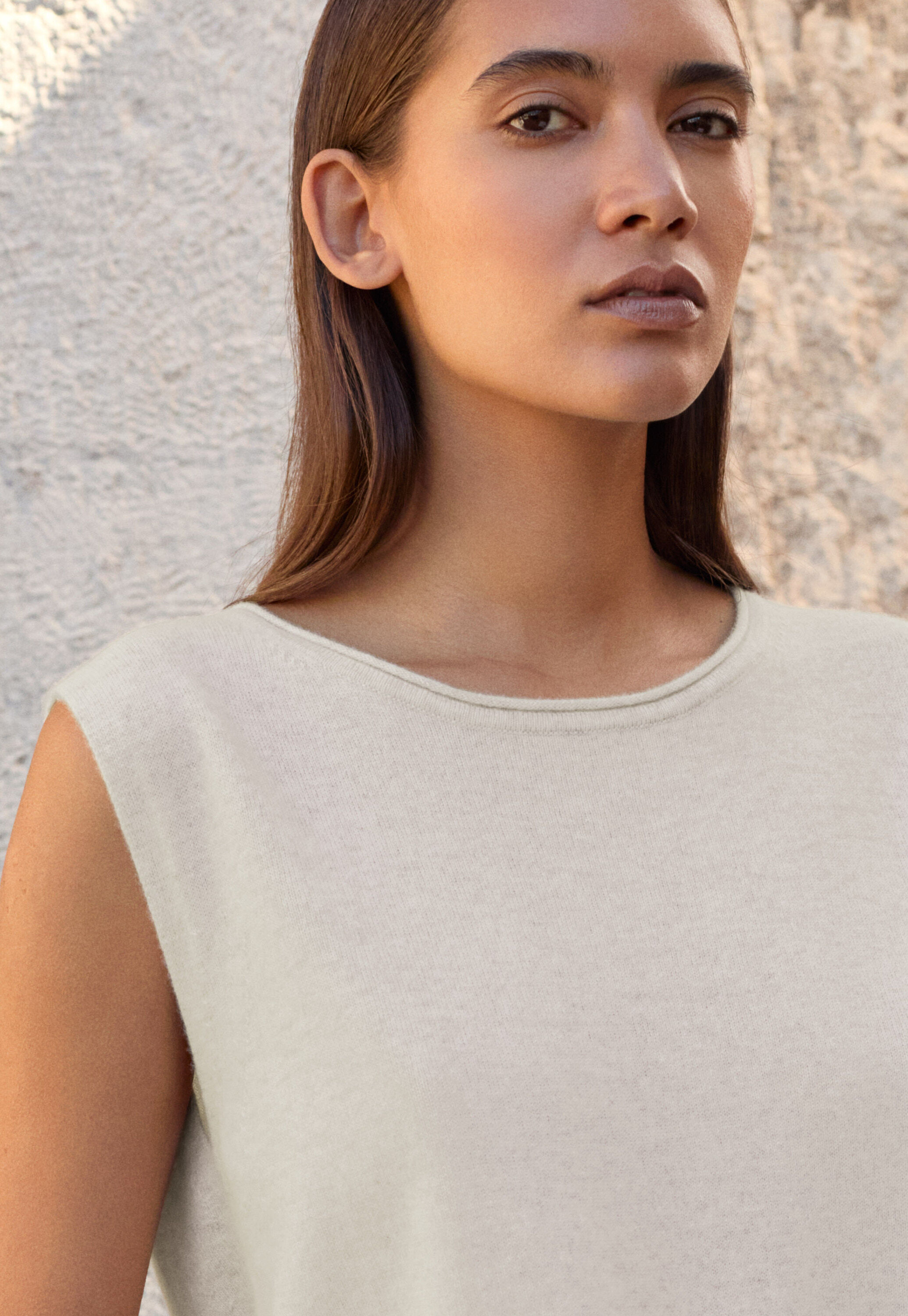 &Auml;rmelloser Strickpullover