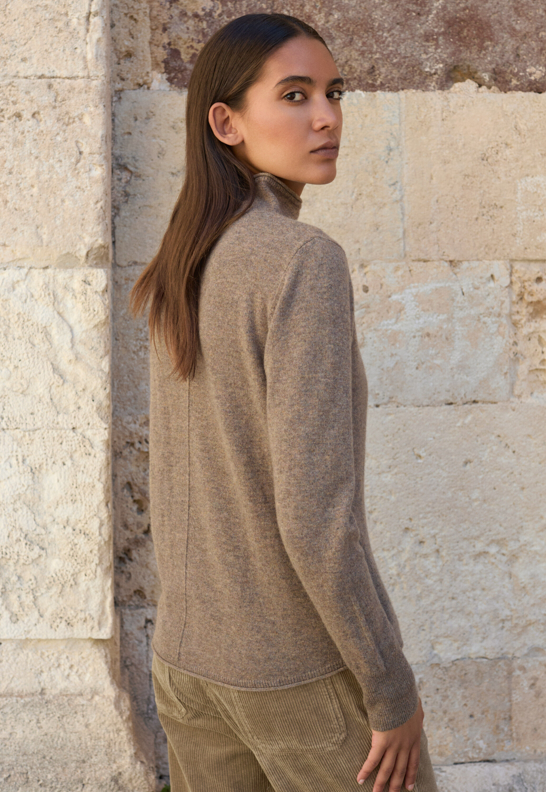 Bluse mit geschwungenen &Auml;rmeln