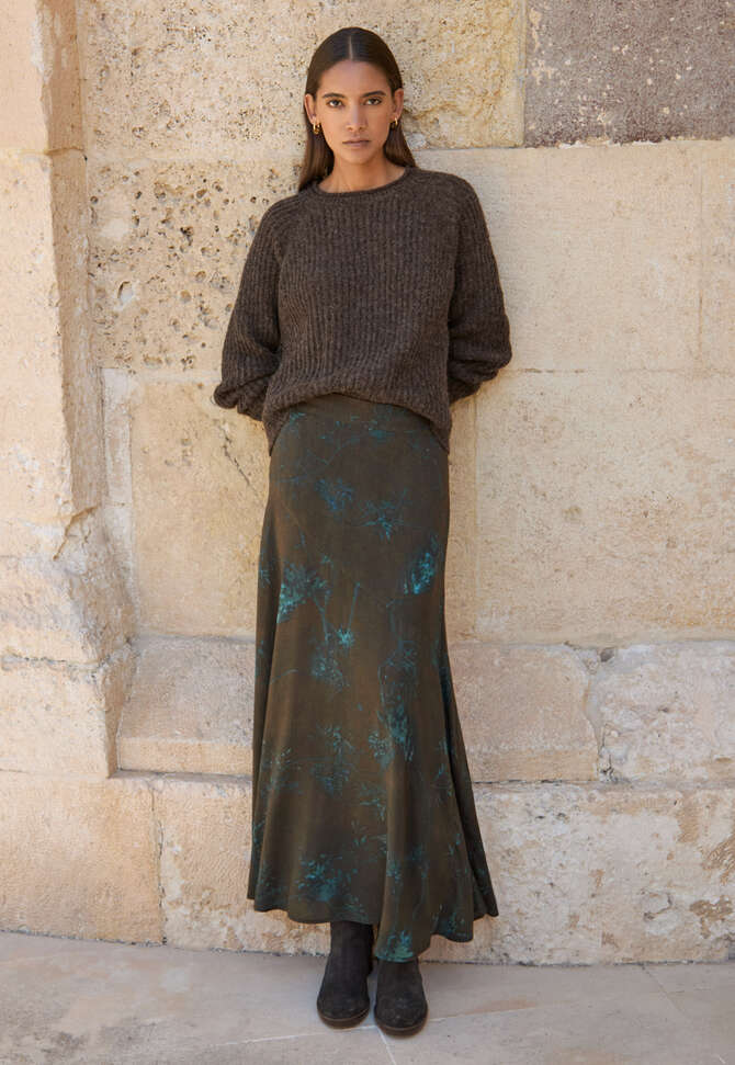 Ripppullover mit Rundhalsausschnitt, Dunkelbraun, completeTheLook