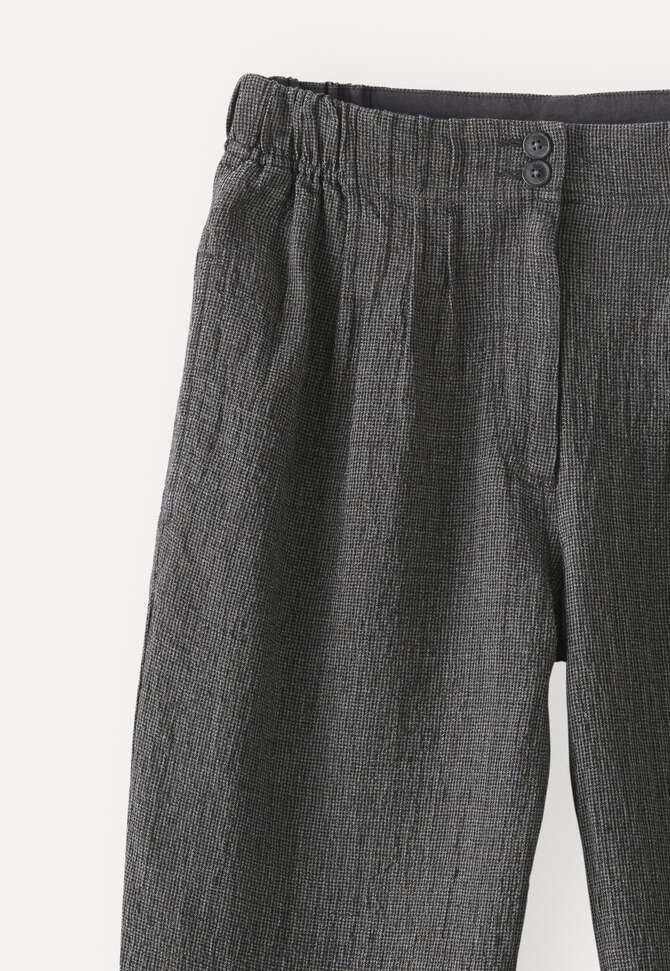 Schmal zulaufende Hose, Kohlschwarz, completeTheLook