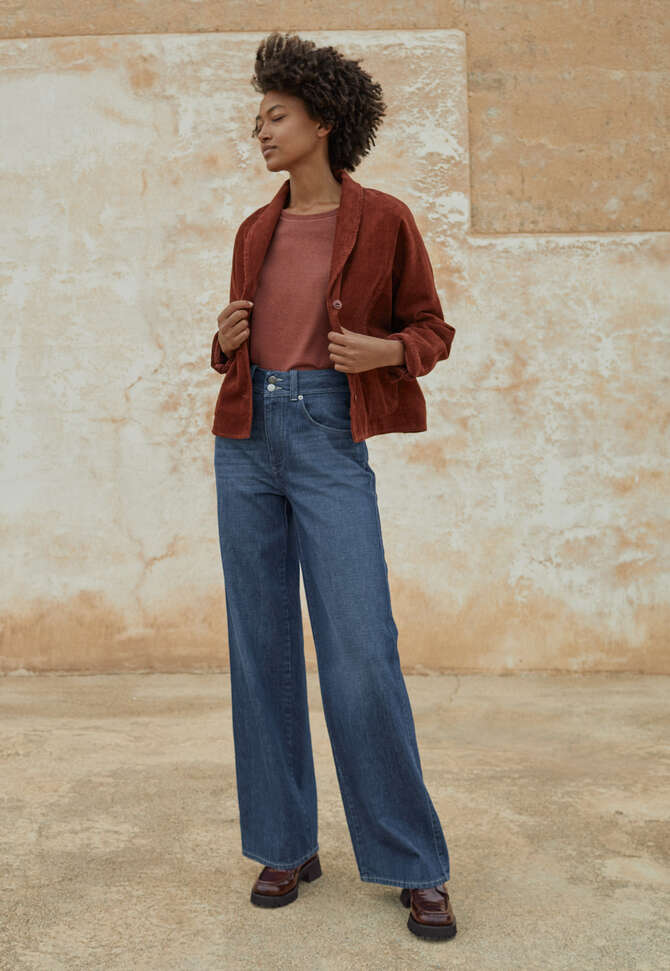 Denim-Jeans, Dunkle Waschung sandgestrahlt, completeTheLook