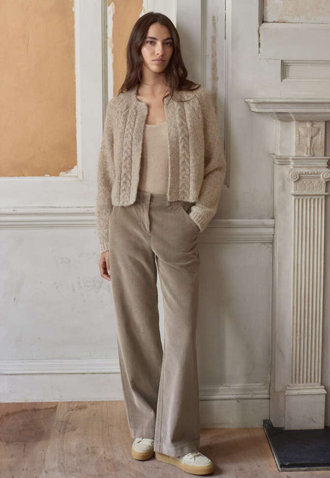 Cardigan mit Zopfmuster, Muschelgrau, completeTheLook