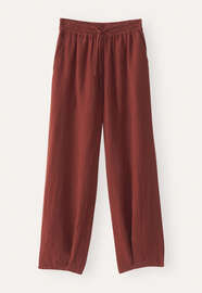 Schmal zulaufende Schlupfhose, Chilibraun, webstill