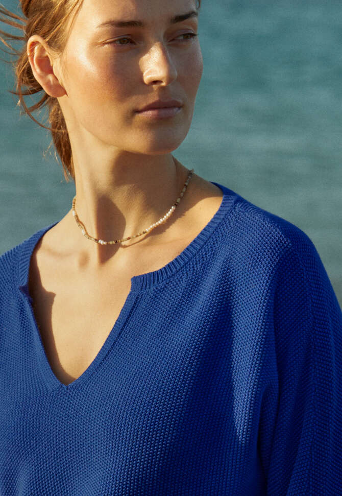 Pullover mit geschlitztem Ausschnitt, Saphir, completeTheLook
