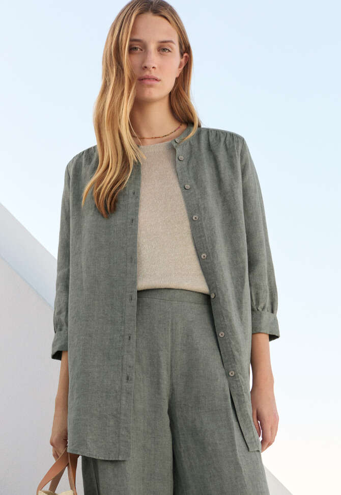 Lange Bluse mit geschwungenem Saum, Dunkles Lorbeer, completeTheLook