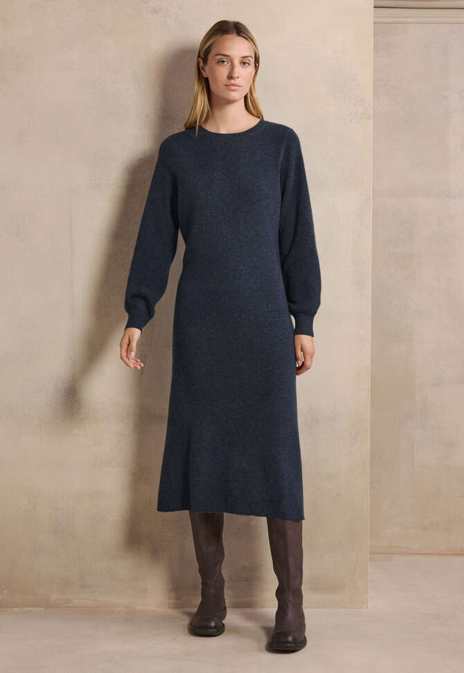 Langes Strickkleid, Graublau, completeTheLook