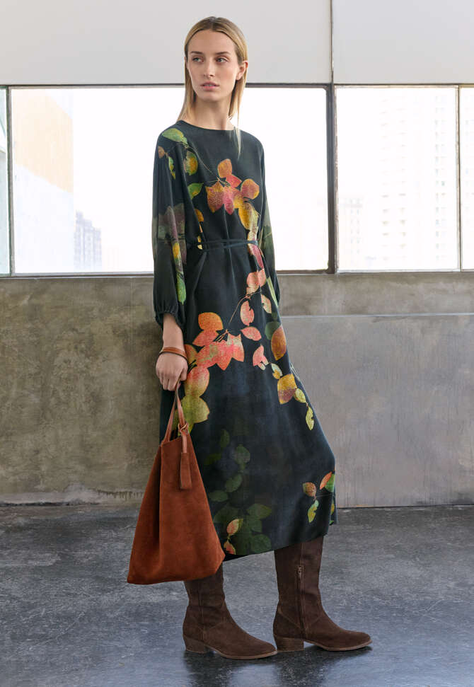 Kleid mit Print und Bindeb&auml;ndern, Kohlschwarz/Pflaume, completeTheLook